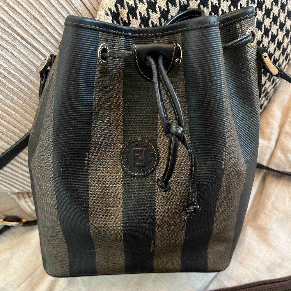 Vintage Fendi Bucket Bag Pequin